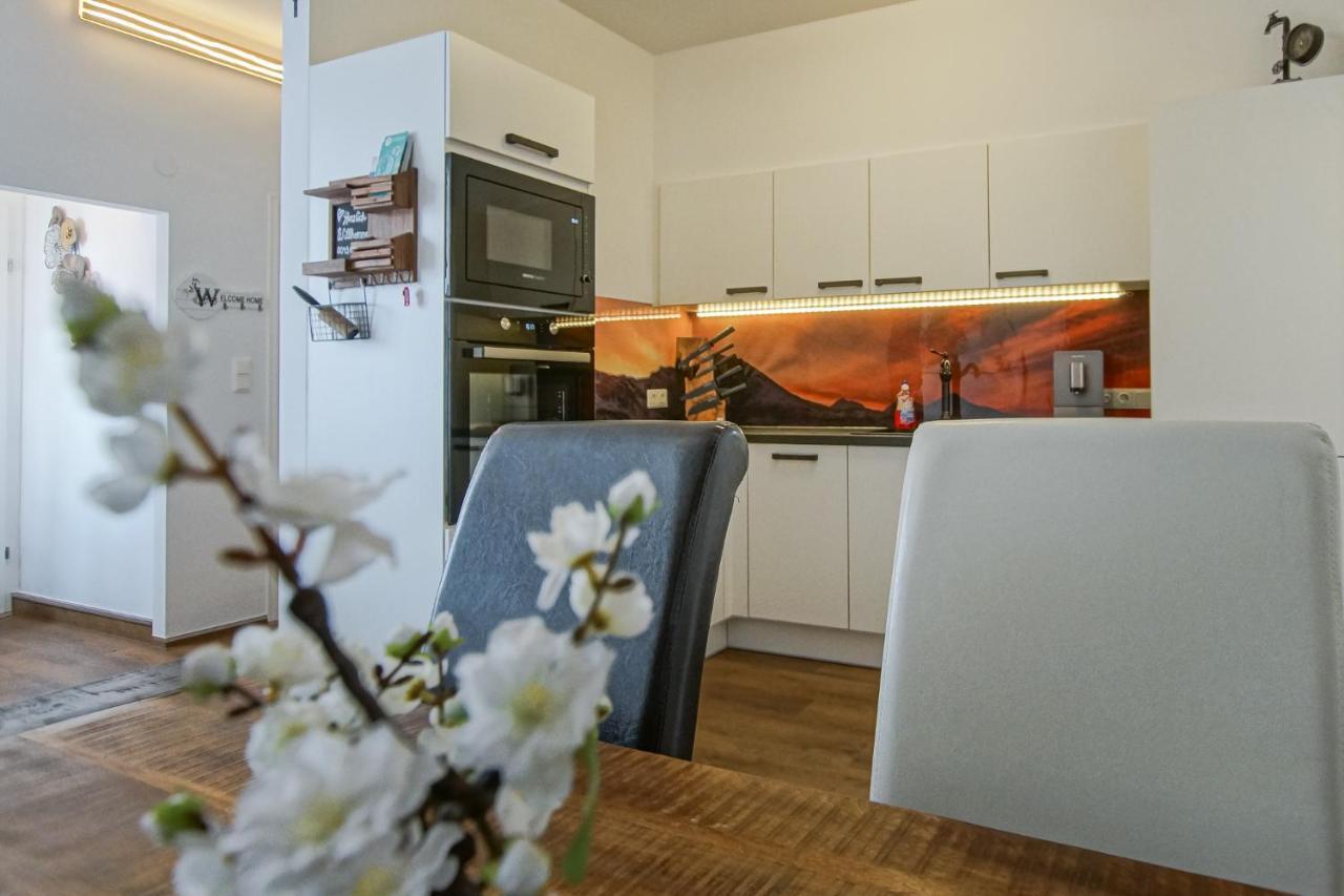 Auszeit Steiraland 8 Mit Ueberdachten Balkon Und Parkplatz Λεόμπεν Εξωτερικό φωτογραφία