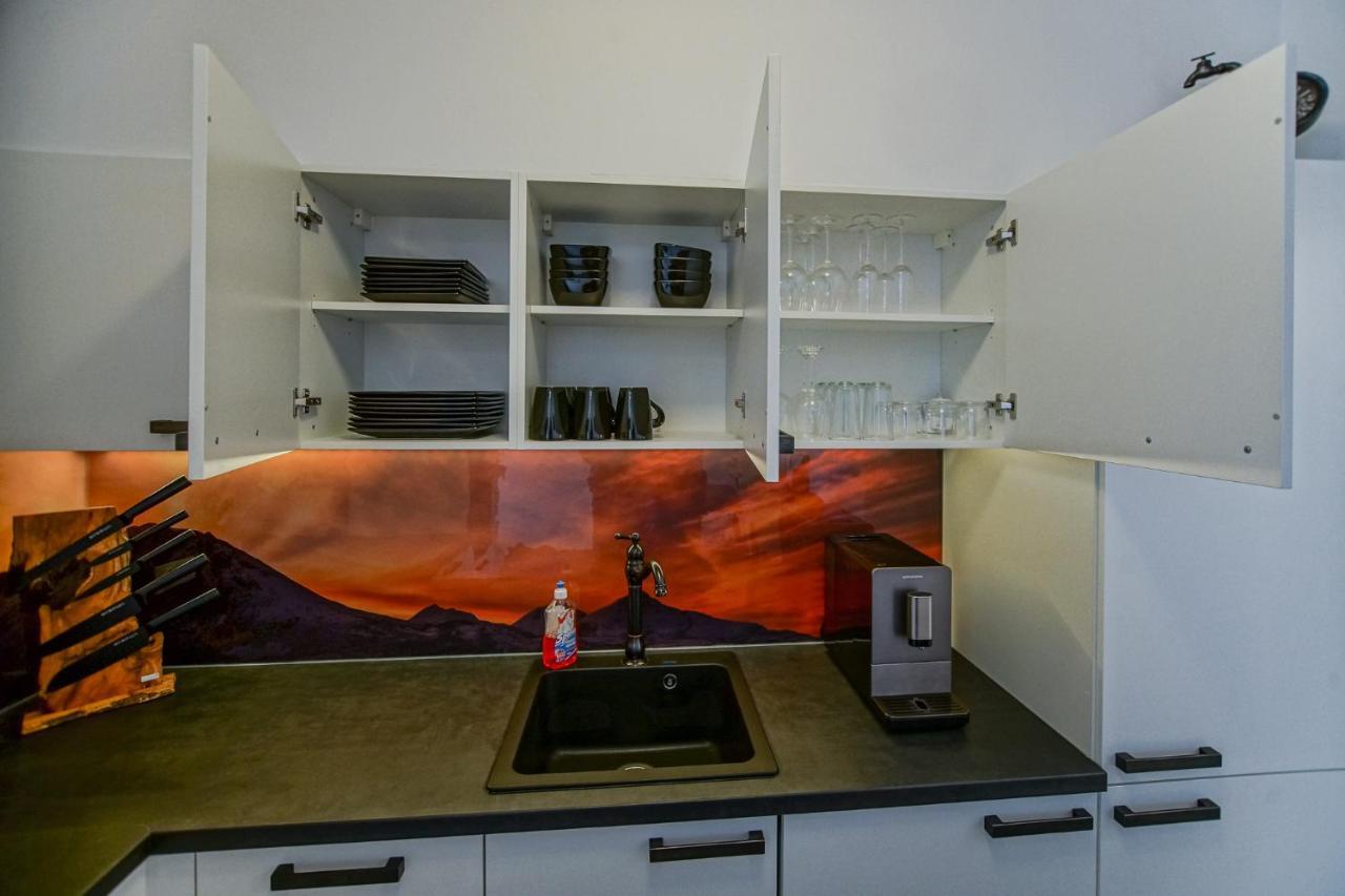 Auszeit Steiraland 8 Mit Ueberdachten Balkon Und Parkplatz Λεόμπεν Εξωτερικό φωτογραφία