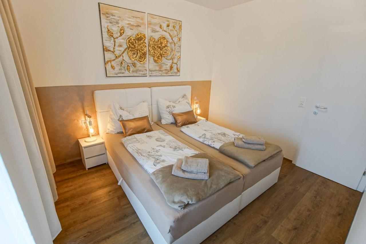 Auszeit Steiraland 8 Mit Ueberdachten Balkon Und Parkplatz Λεόμπεν Εξωτερικό φωτογραφία
